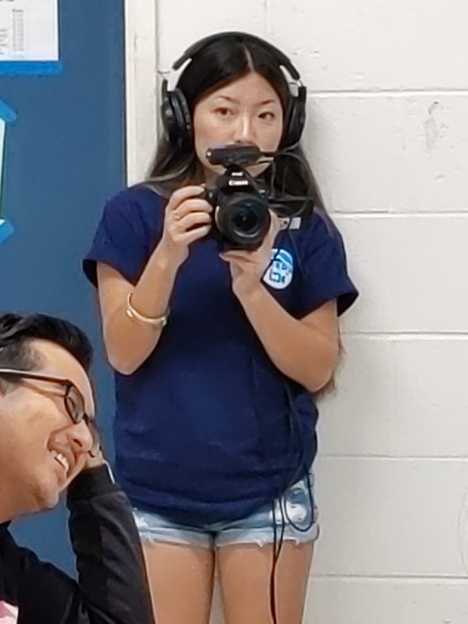 Maya Chang was one of several Mene MAC students who filmed the sessions. 