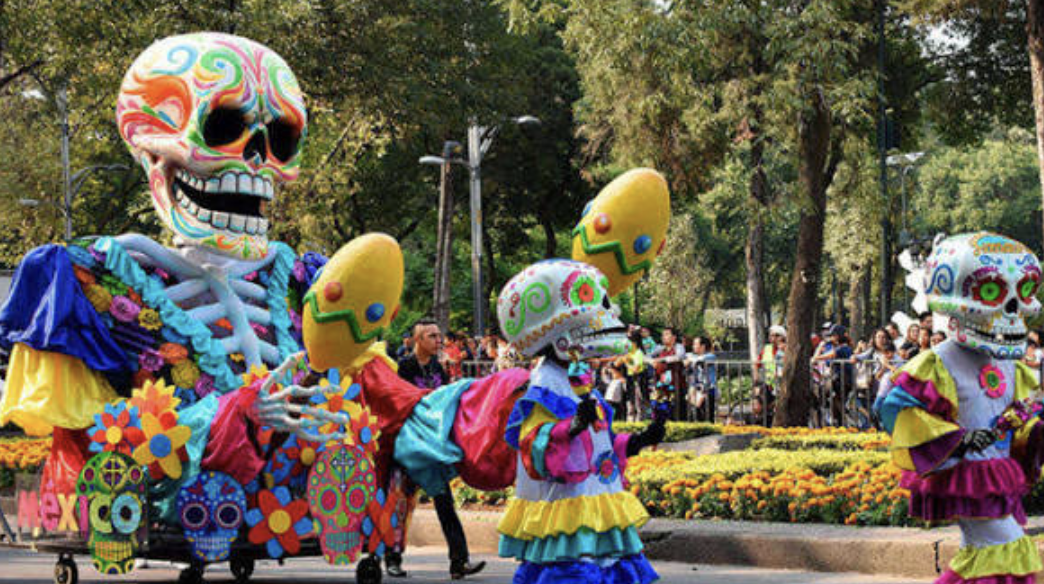 Day of the Dead parade in Mexico city (photo credits to: DMS Mexico) 
